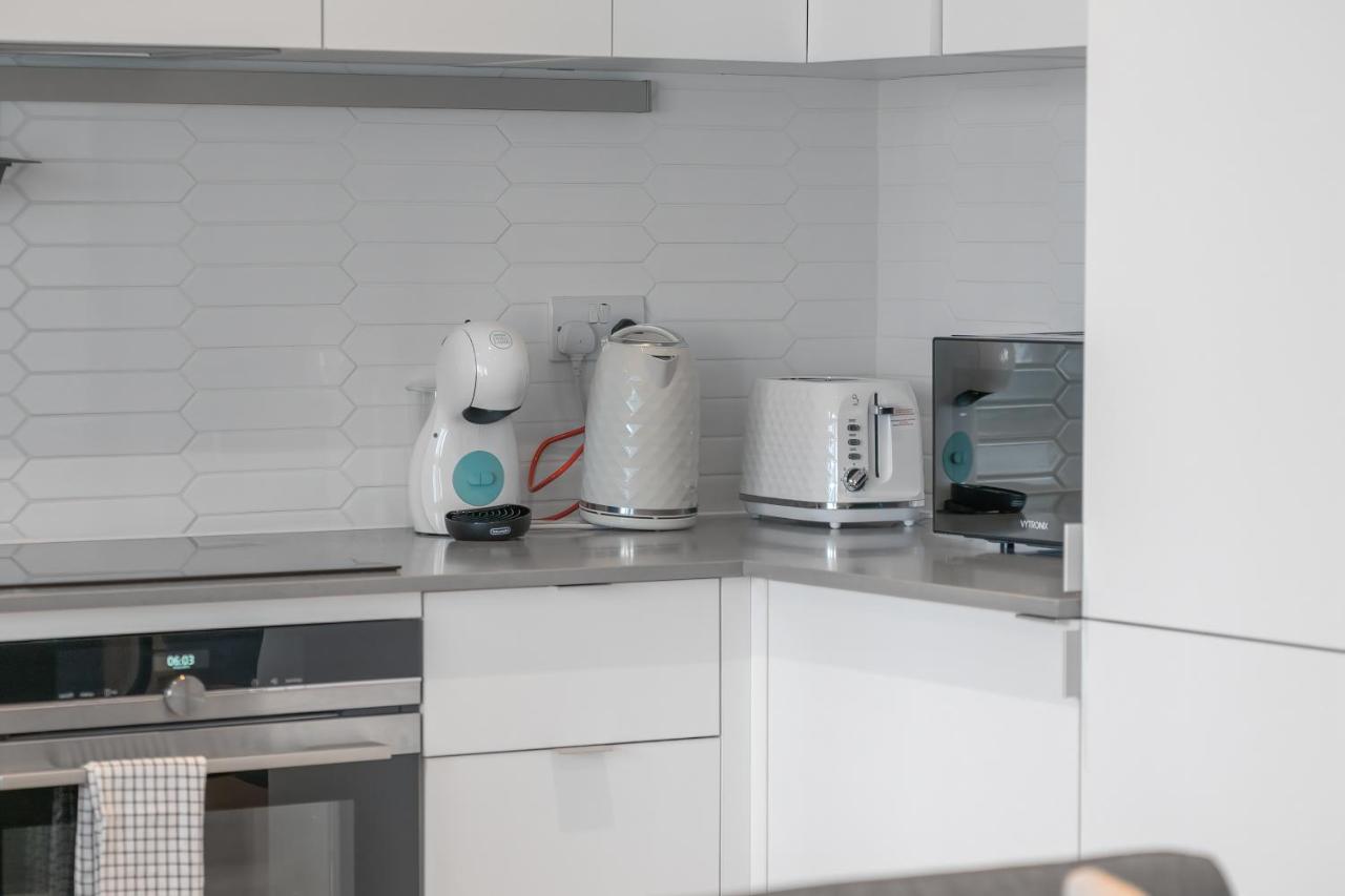 Livestay-Modern Apartments Next To Wembley Stadium ロンドン エクステリア 写真